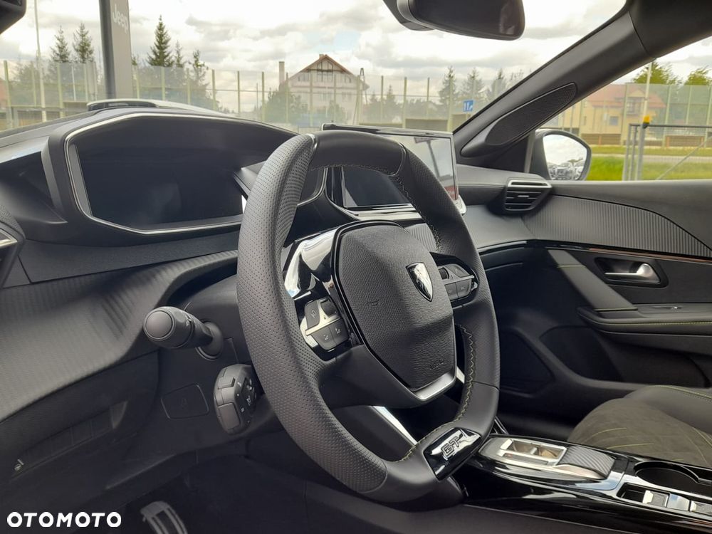 Peugeot 208 ver-1-2-mhev-gt - 13