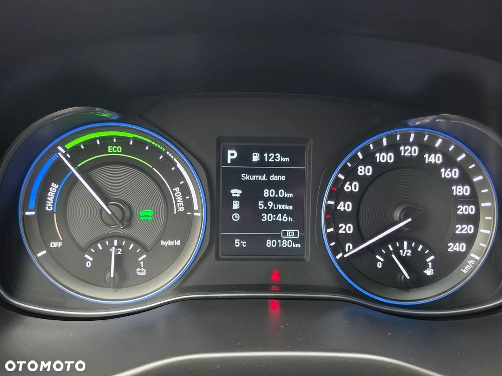 Hyundai Kona - 39