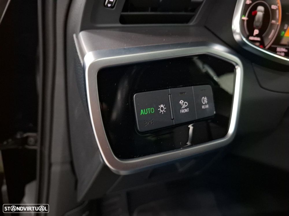 Audi A6 Avant e-hybrid - 22