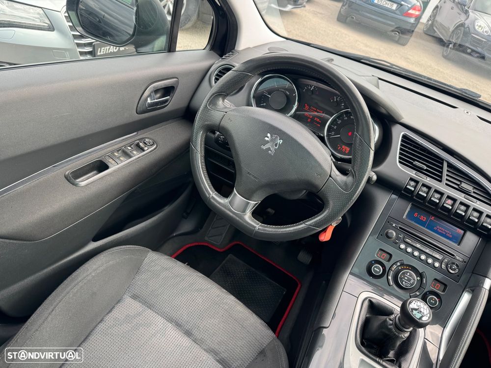Peugeot 3008 1.6 HDi Executive — fotografia 13