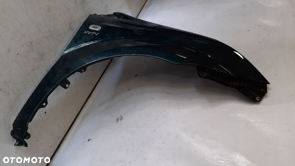 * BŁOTNIK PRAWY DO TOYOTA COROLLA VERSO II 6R4 ZIELONY - 2