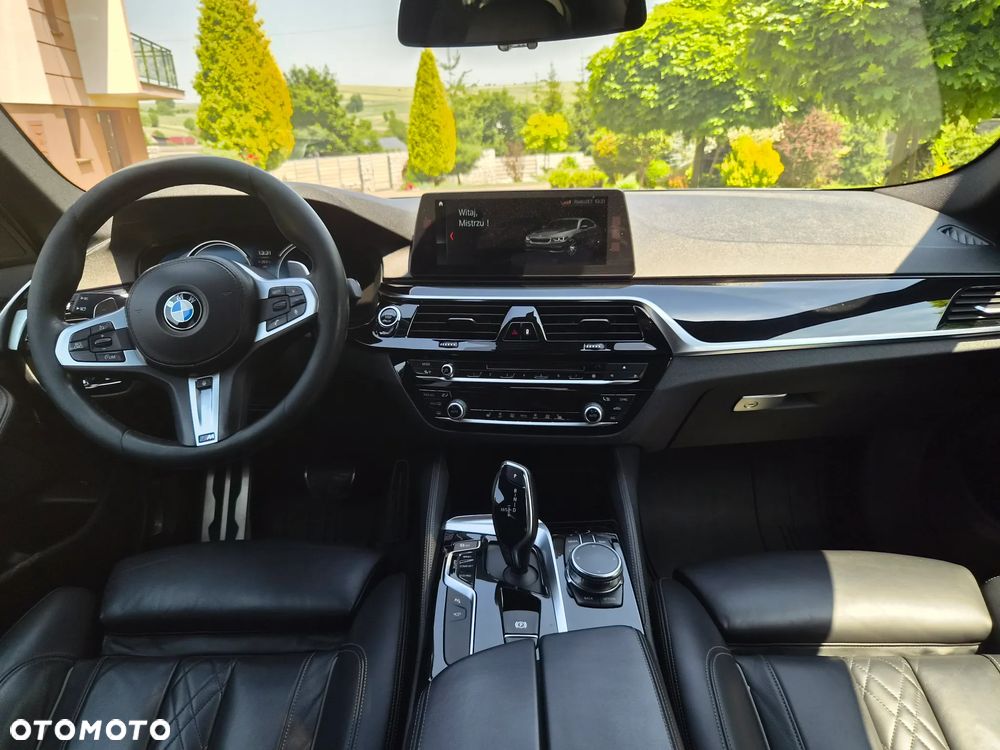 BMW Seria 5 530i xDrive M Sport sport - 10