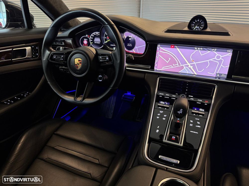 Porsche Panamera Sport Turismo Turbo S E-Hybrid - 29