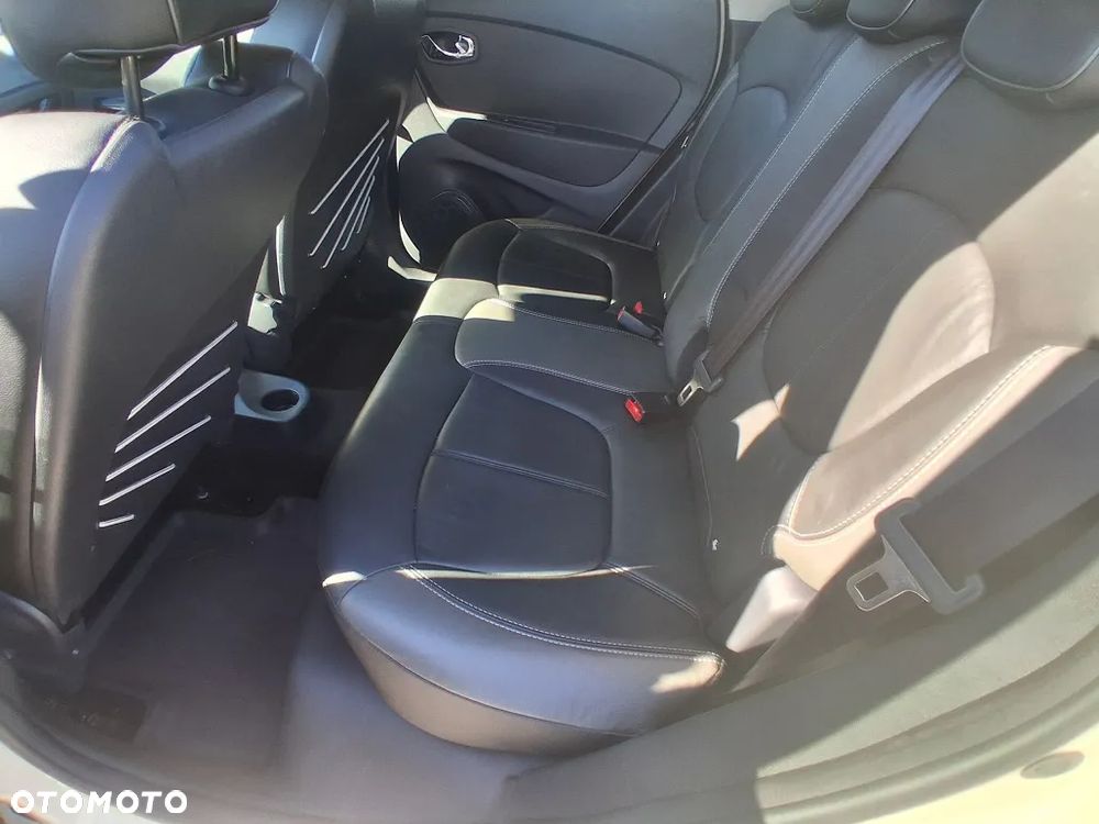 Renault Captur ENERGY TCe 120 EDC LIMITED - 12