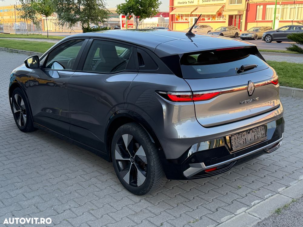 Renault Megane E-TECH 60 kWh 220 CP Iconic - 6