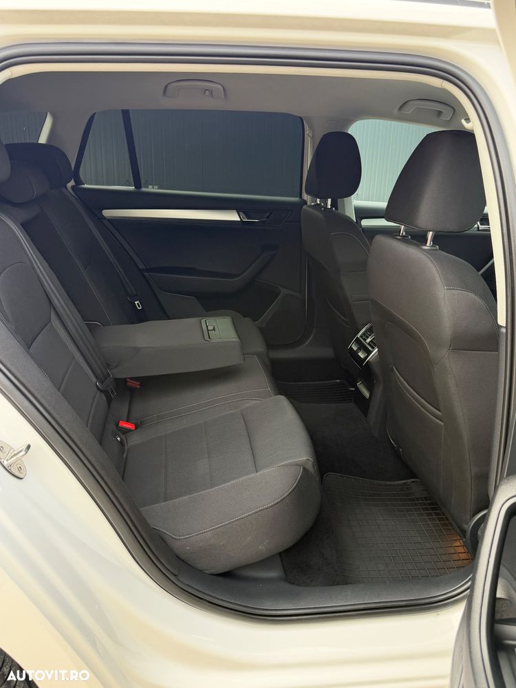 Skoda Superb 2.0 TDI Style - 6
