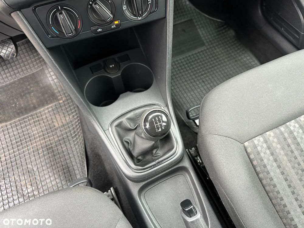 Volkswagen Polo - 14