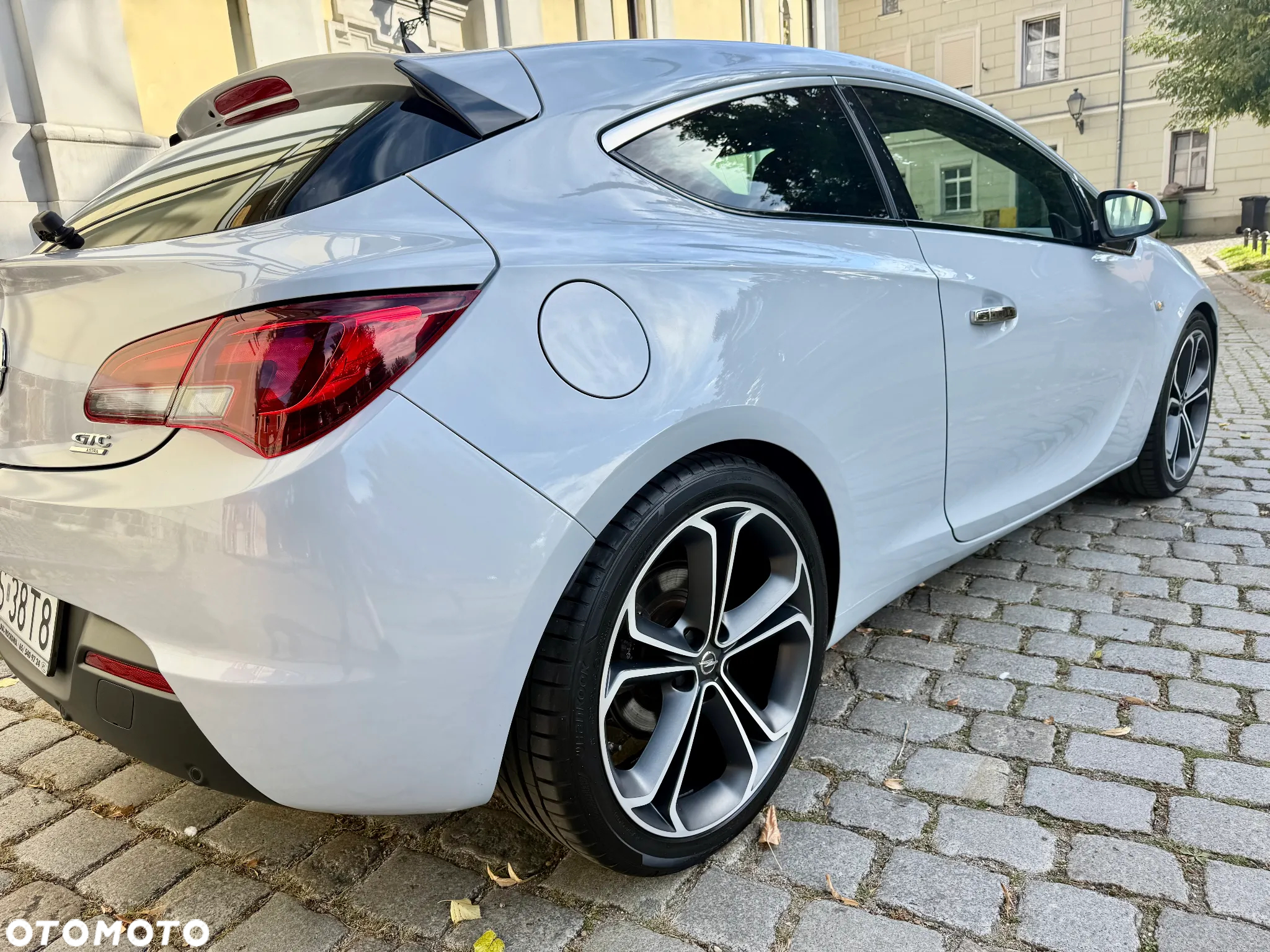 Opel Astra IV GTC 1.4 T Sport S&S EU6 - 27