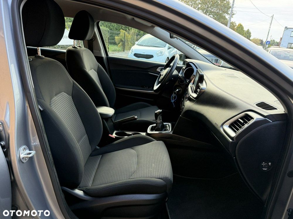 Kia Ceed 1.4 CVVT Edition 7 - 24