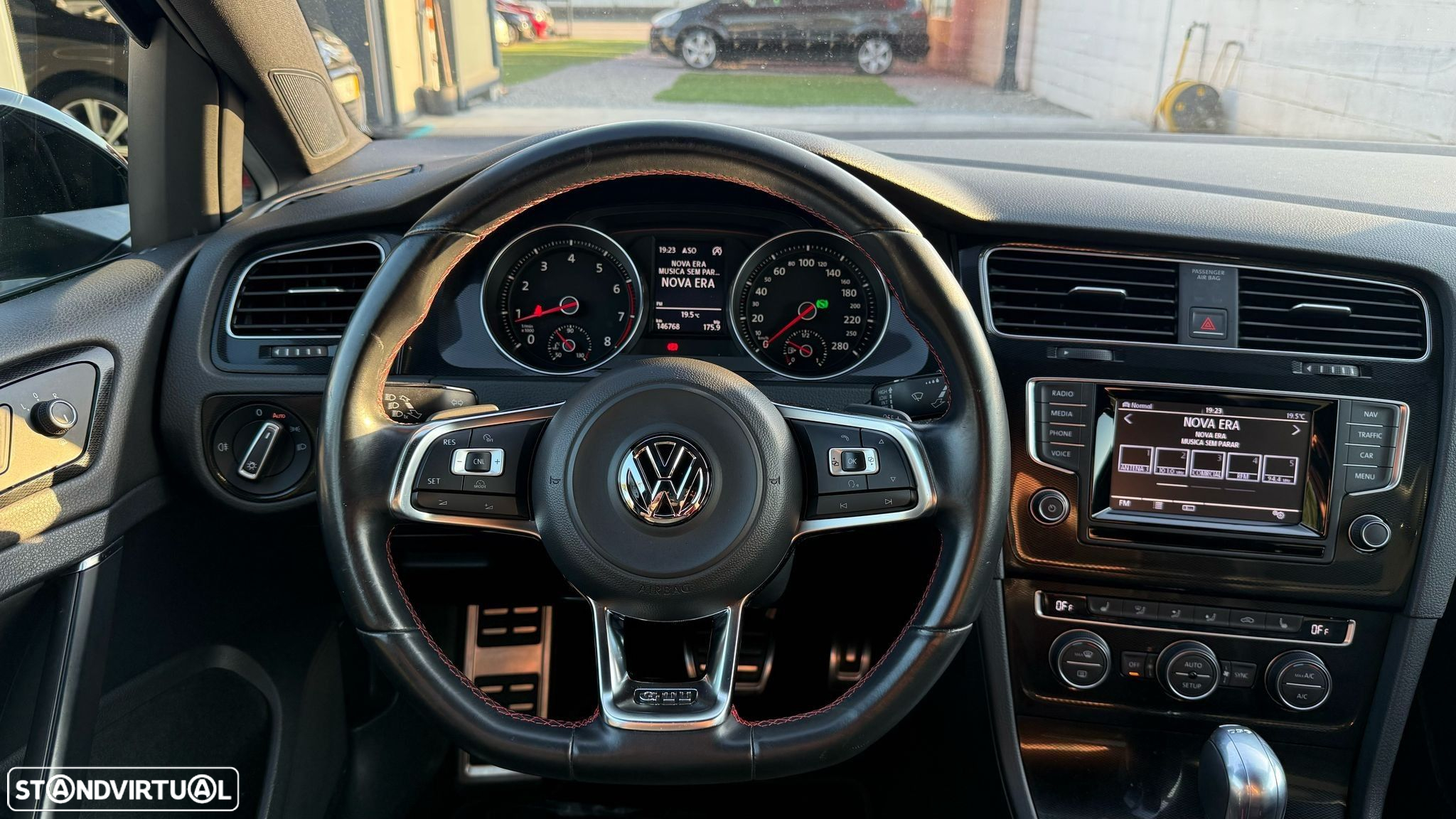 VW Golf 2.0 TSi GTi DSG Performance - 21
