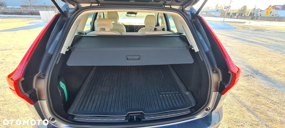 Volvo XC 60 D4 Momentum - 10