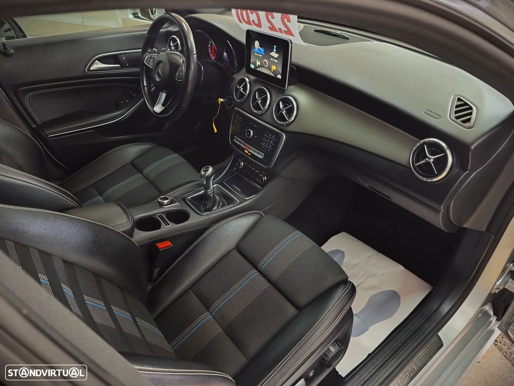 Mercedes-Benz CLA 200 - 7