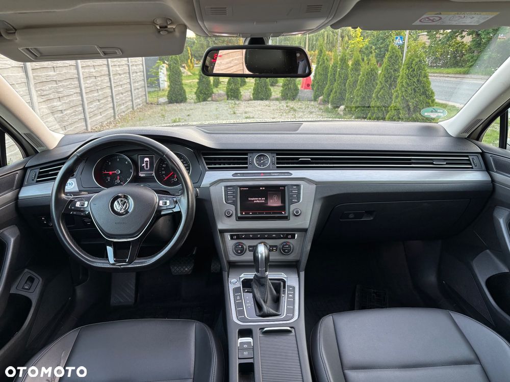 Volkswagen Passat 2.0 TDI (BlueMotion Technology) DSG Comfortline - 18