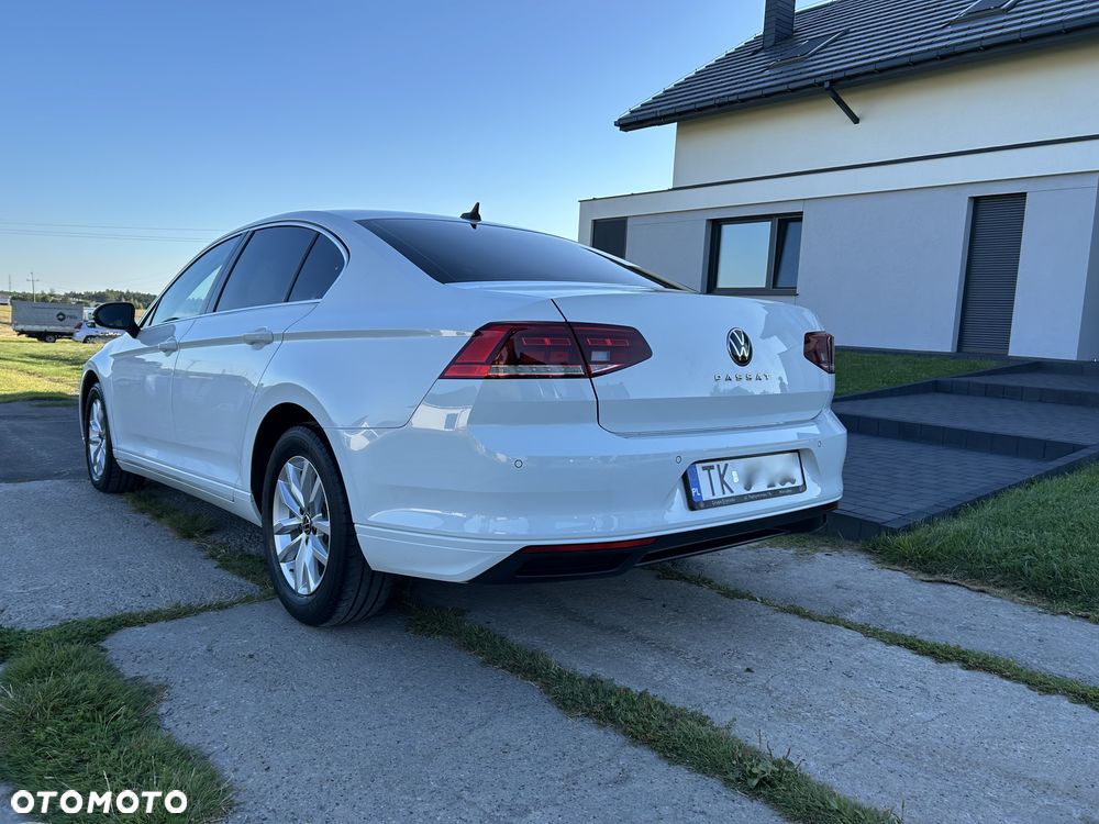 Volkswagen Passat 2.0 TDI EVO Business - 3