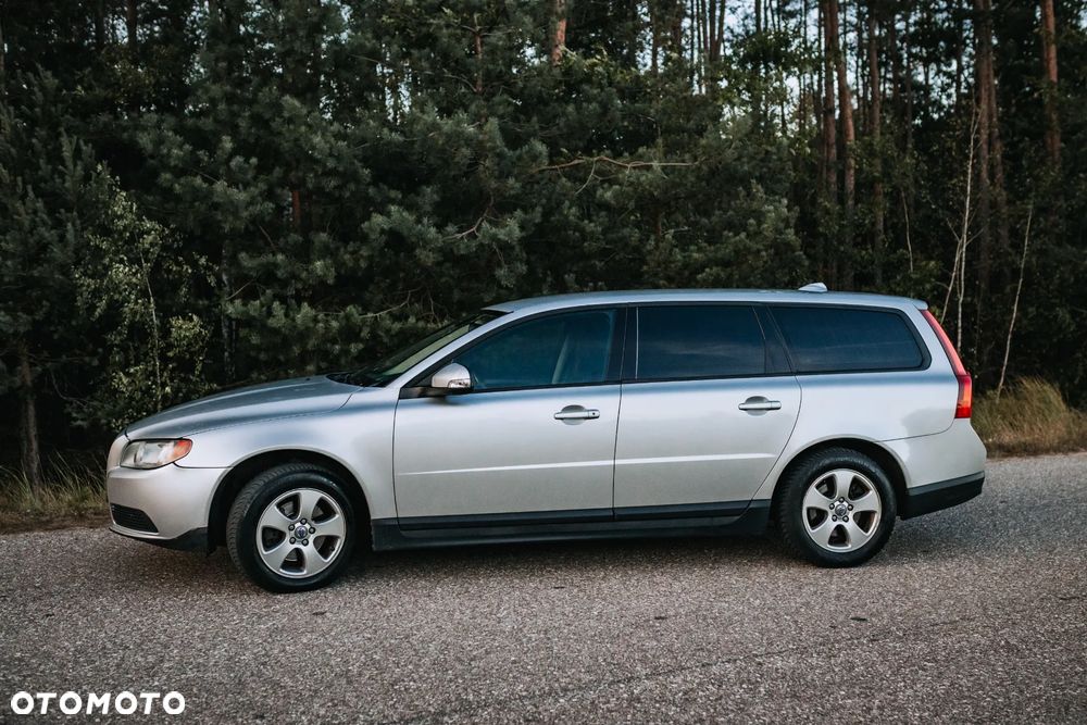 Volvo V70 2.0D Summum - 16