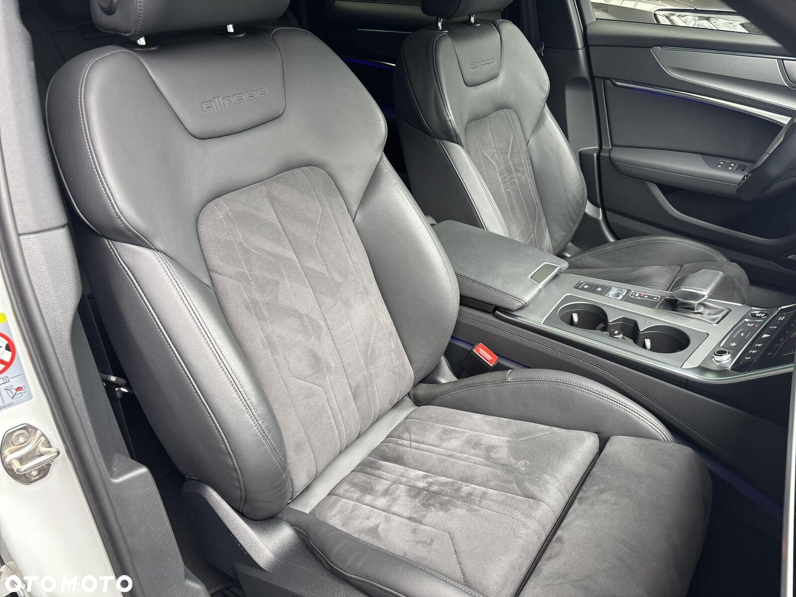 Audi A6 Allroad - 39
