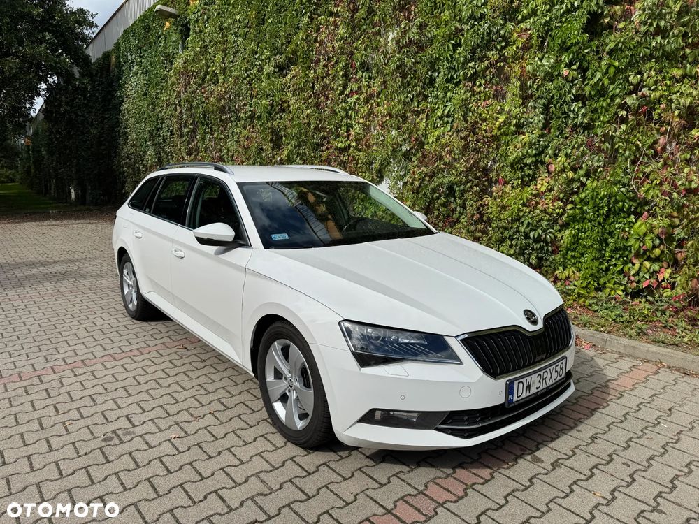 Skoda Superb 2.0 TDI 4x4 Style DSG - 1