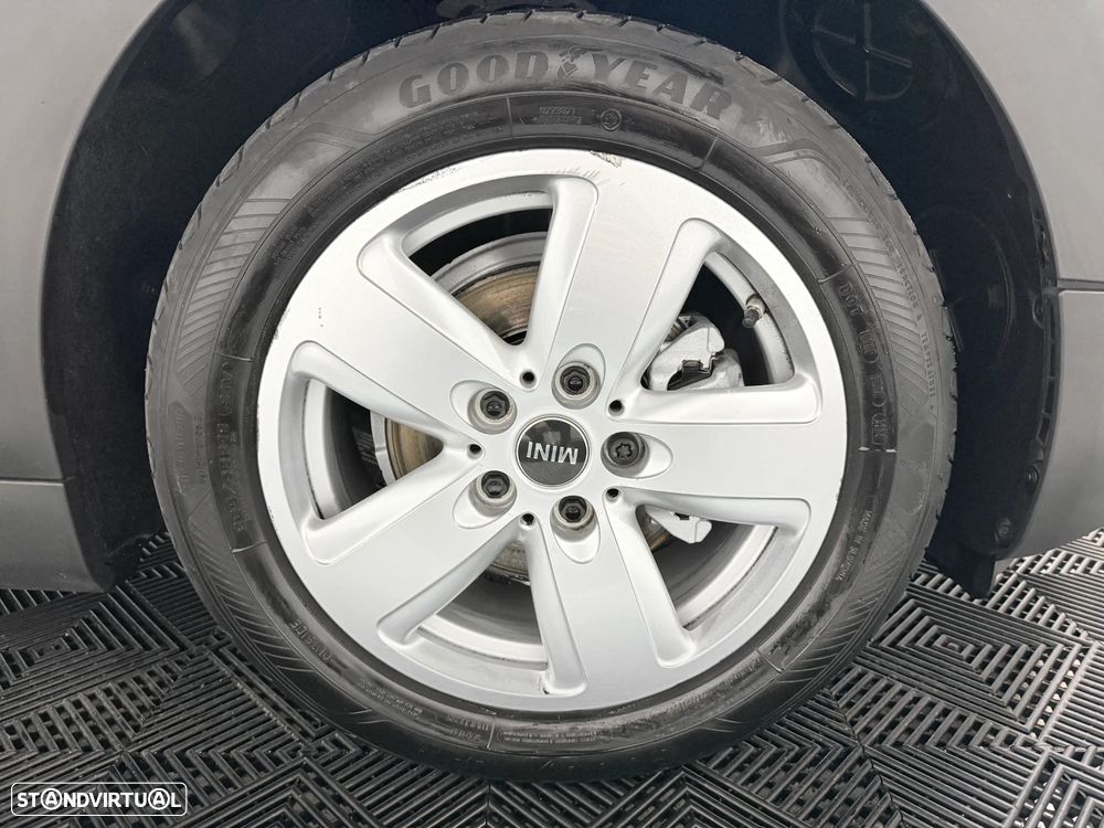 MINI Clubman One D - 7