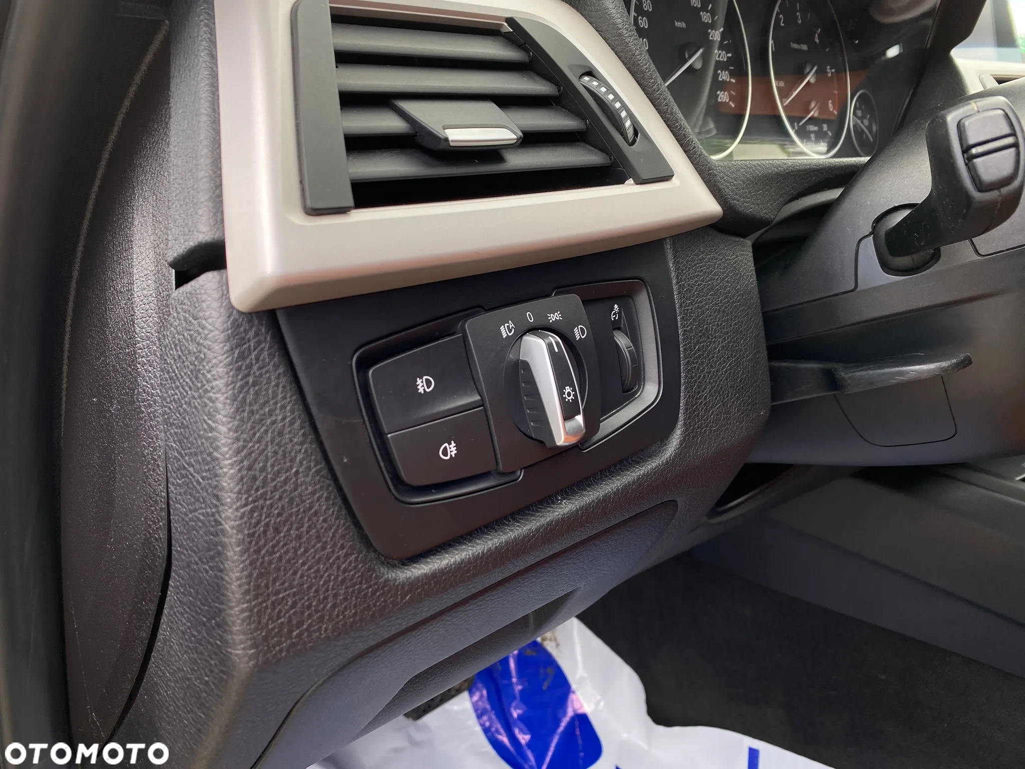 BMW Seria 3 320d Touring Luxury Line - 20