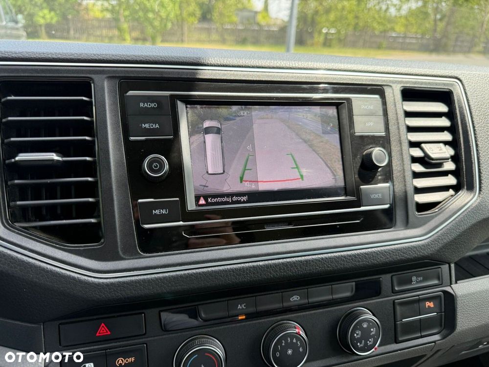 Volkswagen Crafter 35 furgon 140KM 3640 - 24