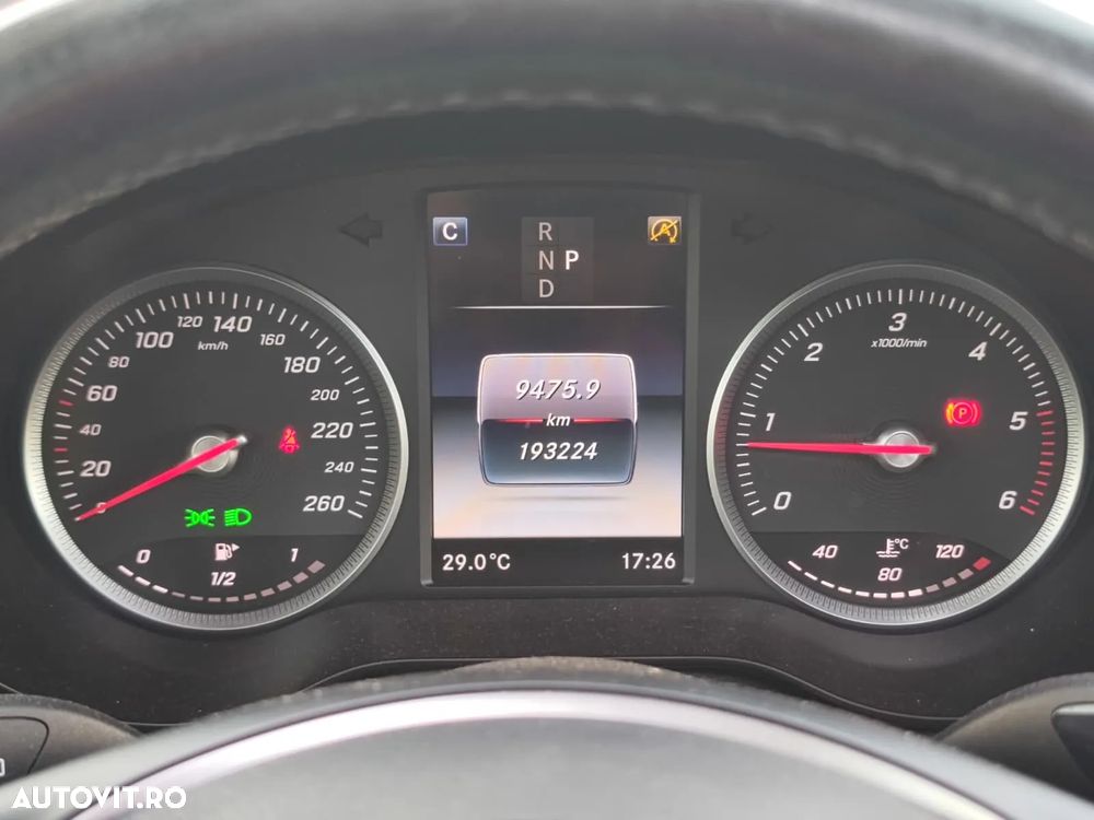 Mercedes-Benz GLC 250 d 4MATIC - 23