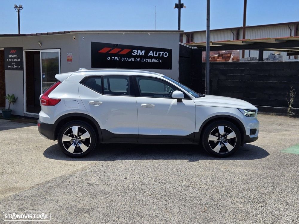 Volvo XC 40 1.5 T2 Momentum - 4