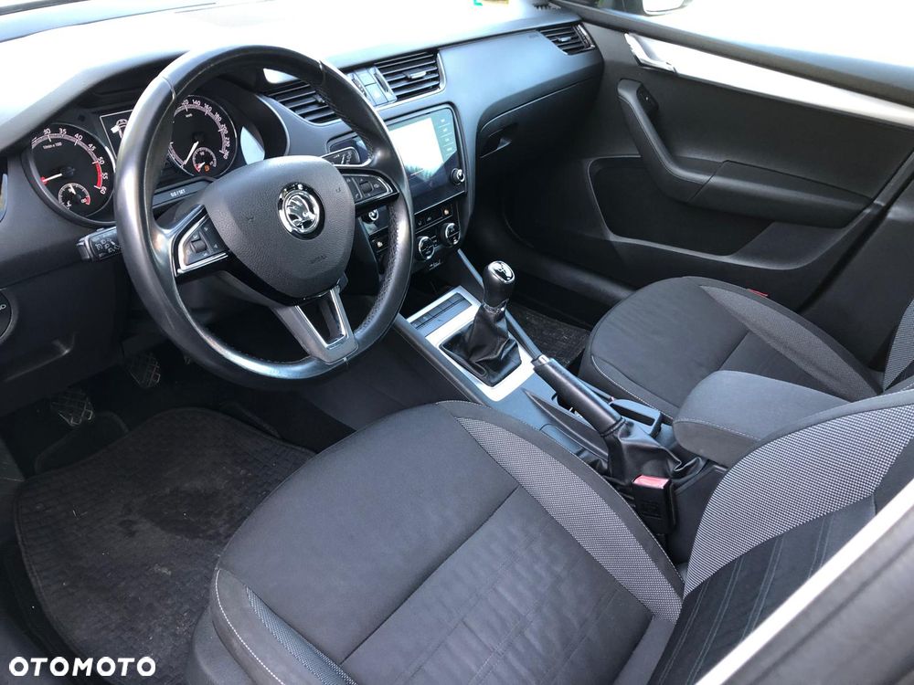 Skoda Octavia 2018 photo 5