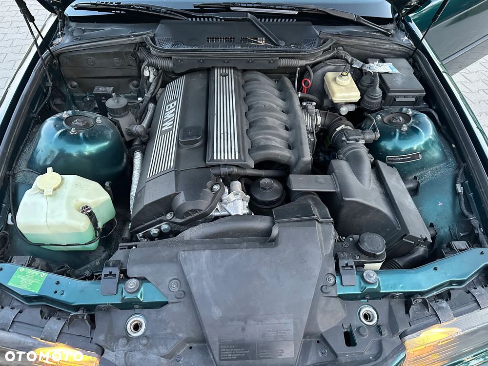 BMW Seria 3 - 8