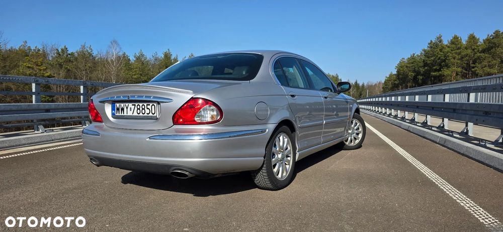 Jaguar X-Type 2.5 High - 2