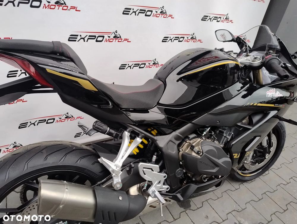 QJMOTOR SRK 800RR - 5