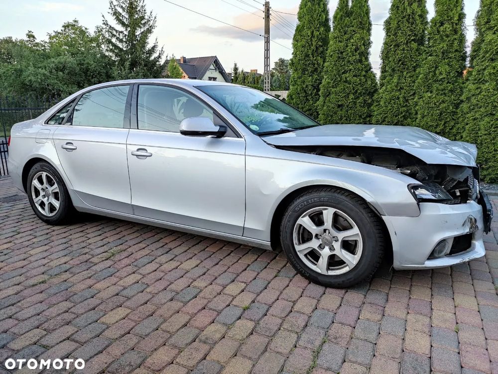 Audi A4 Limousine 2.0 TDI 112g DPF Ambiente - 9