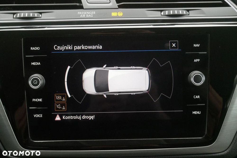 Volkswagen Touran - 18