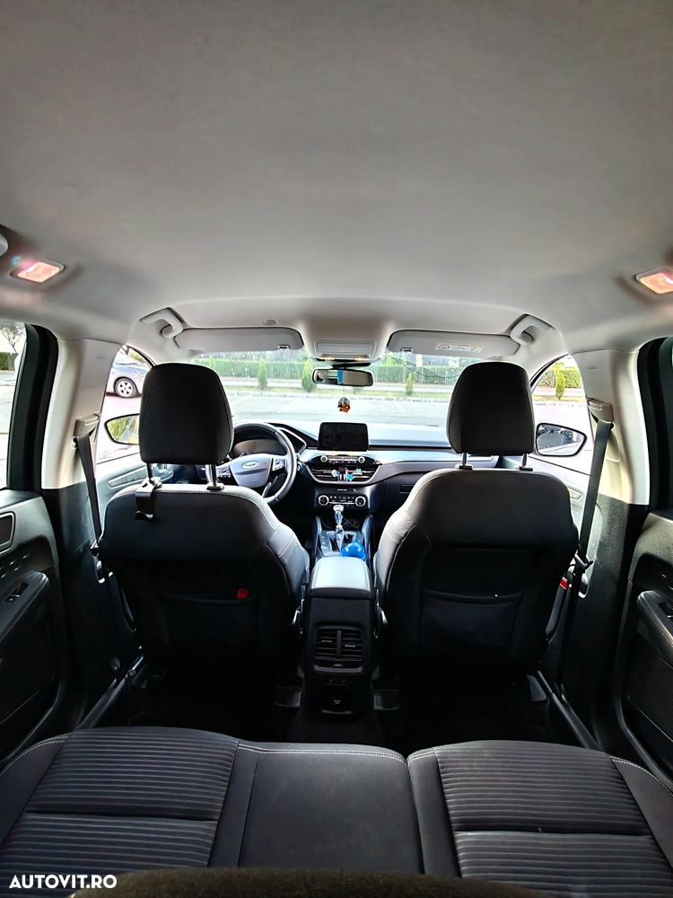 Ford Kuga 2.0 EcoBlue mHEV FWD Titanium - 11