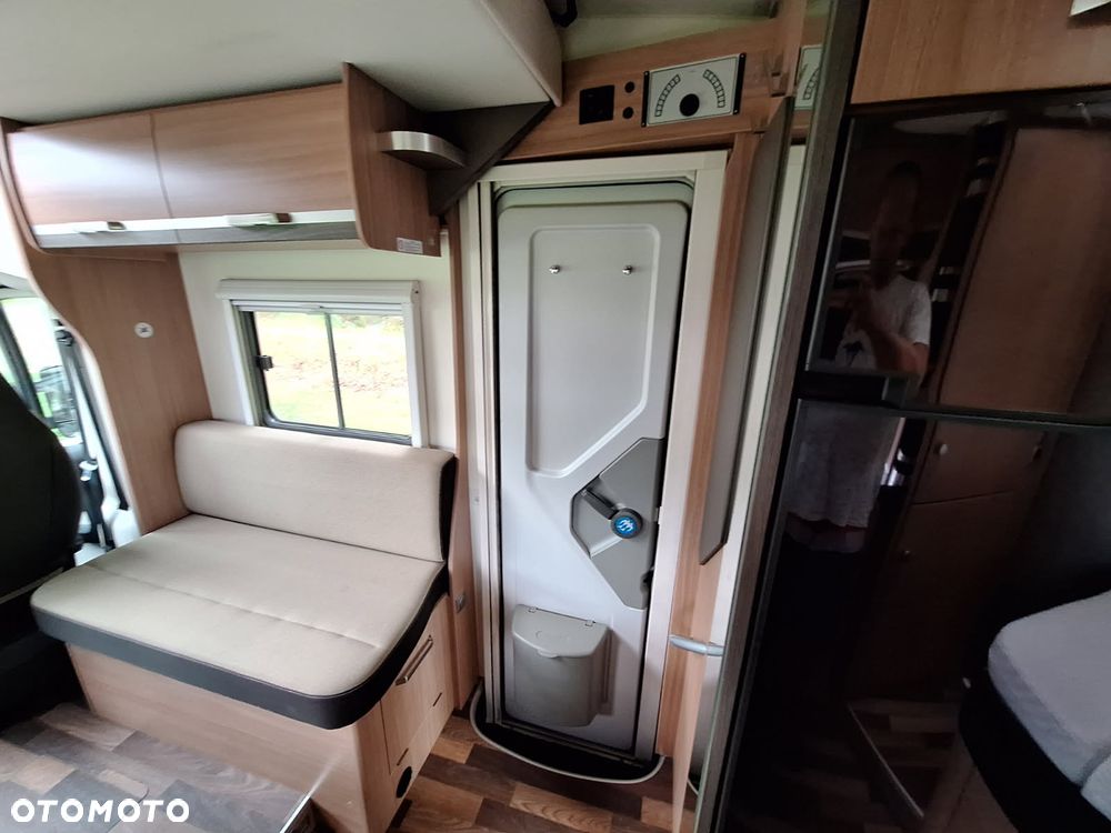 KNAUS SKY WAVE półintegra 2016 - 20