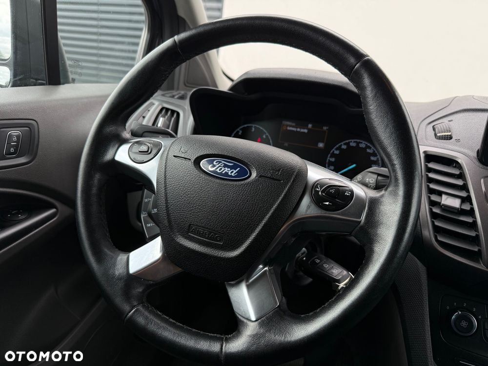 Ford Transit Connect - 10