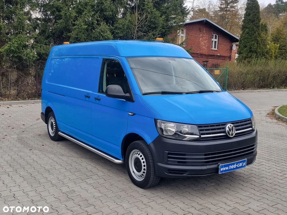Volkswagen Transporter - 2