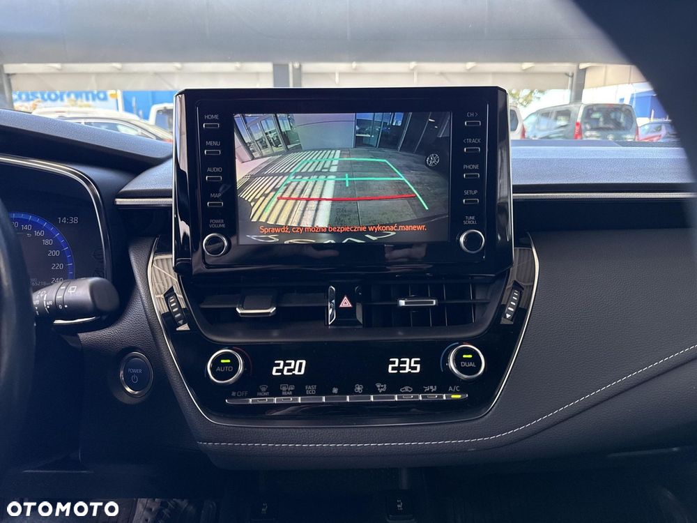 Toyota Corolla 1.8 Hybrid Comfort - 18