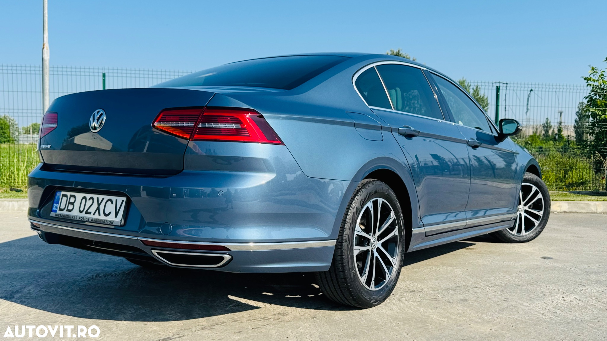 Volkswagen Passat - 3