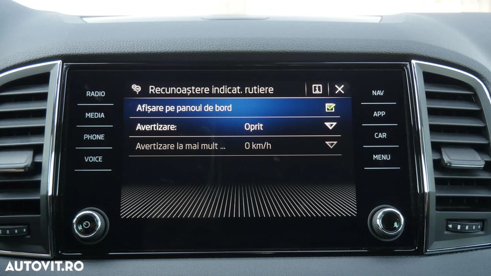 Skoda Karoq 2.0 TDI SCR 4x4 DSG Clever - 36