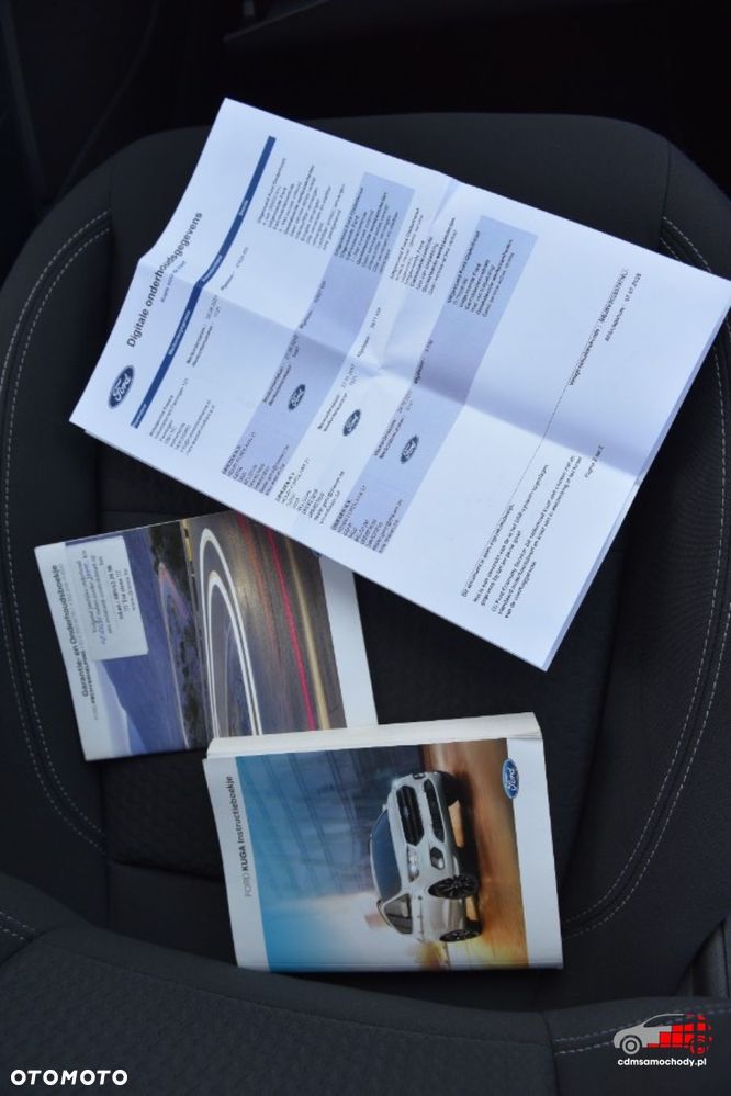 Ford Kuga - 36
