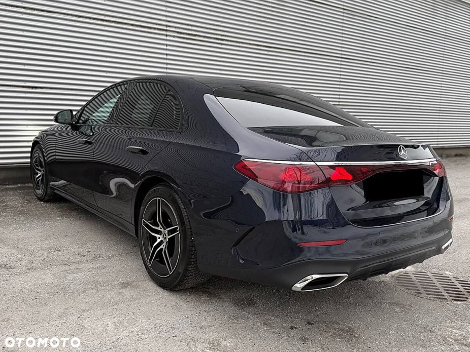 Mercedes-Benz Klasa E - 3