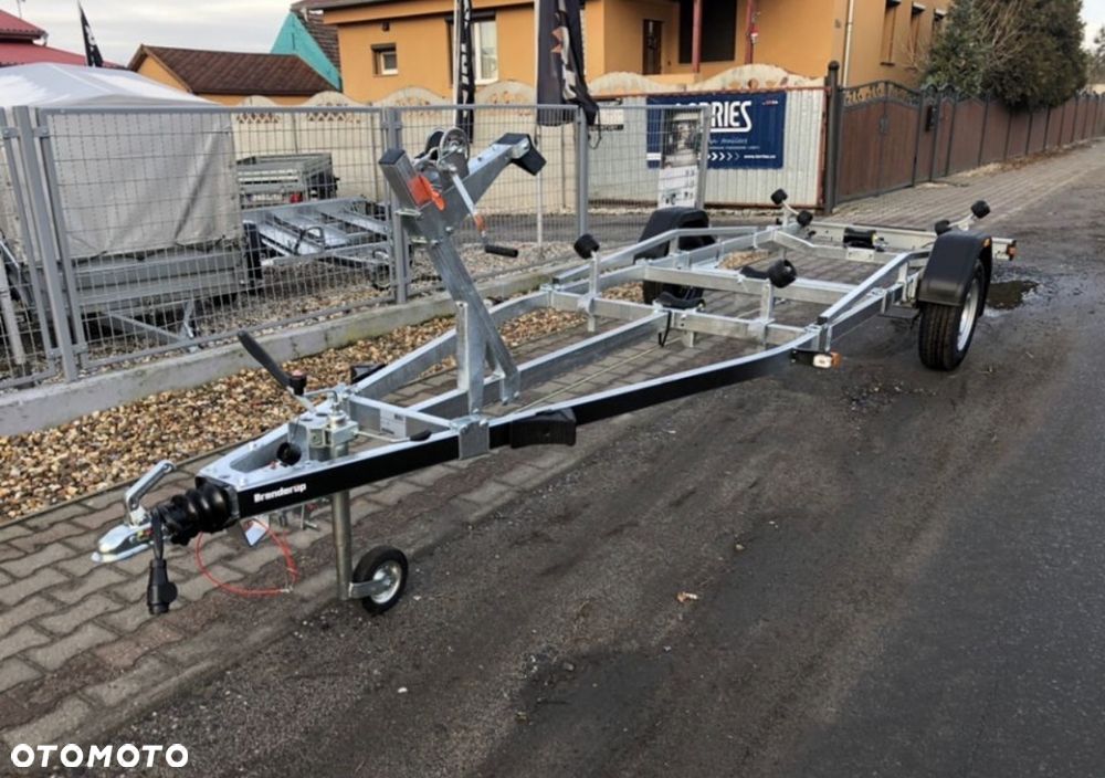 Brenderup 20130B DMC1300kg - 11