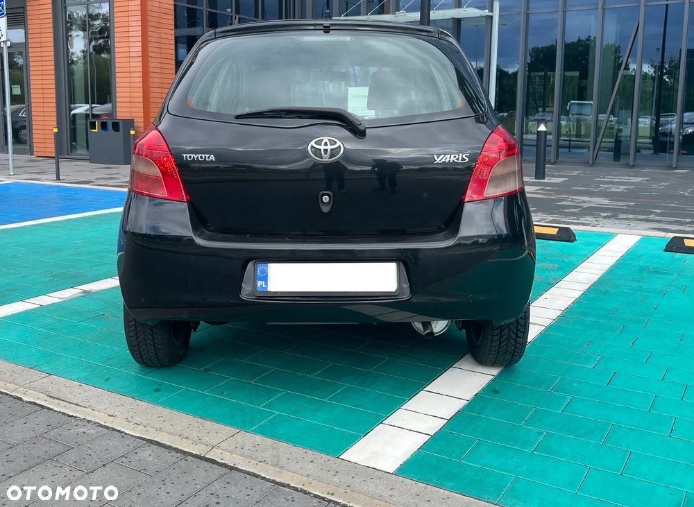 Toyota Yaris 1.0 Terra A/C - 8