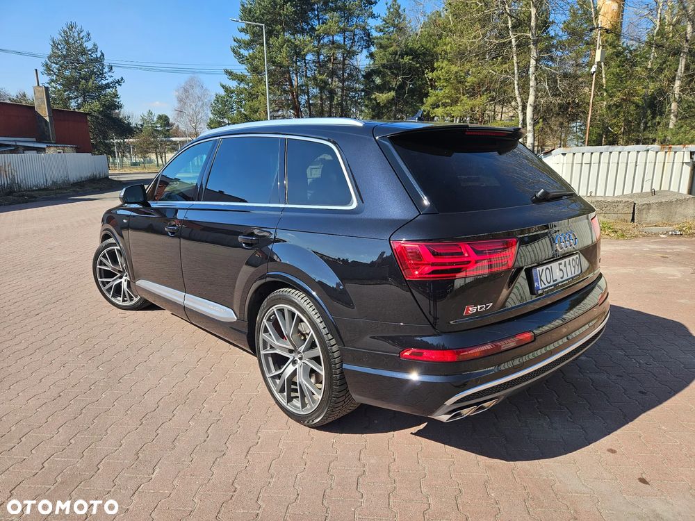 Audi SQ7 - 28