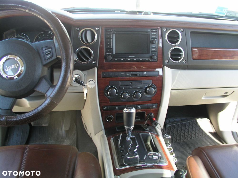 Jeep Commander - 7