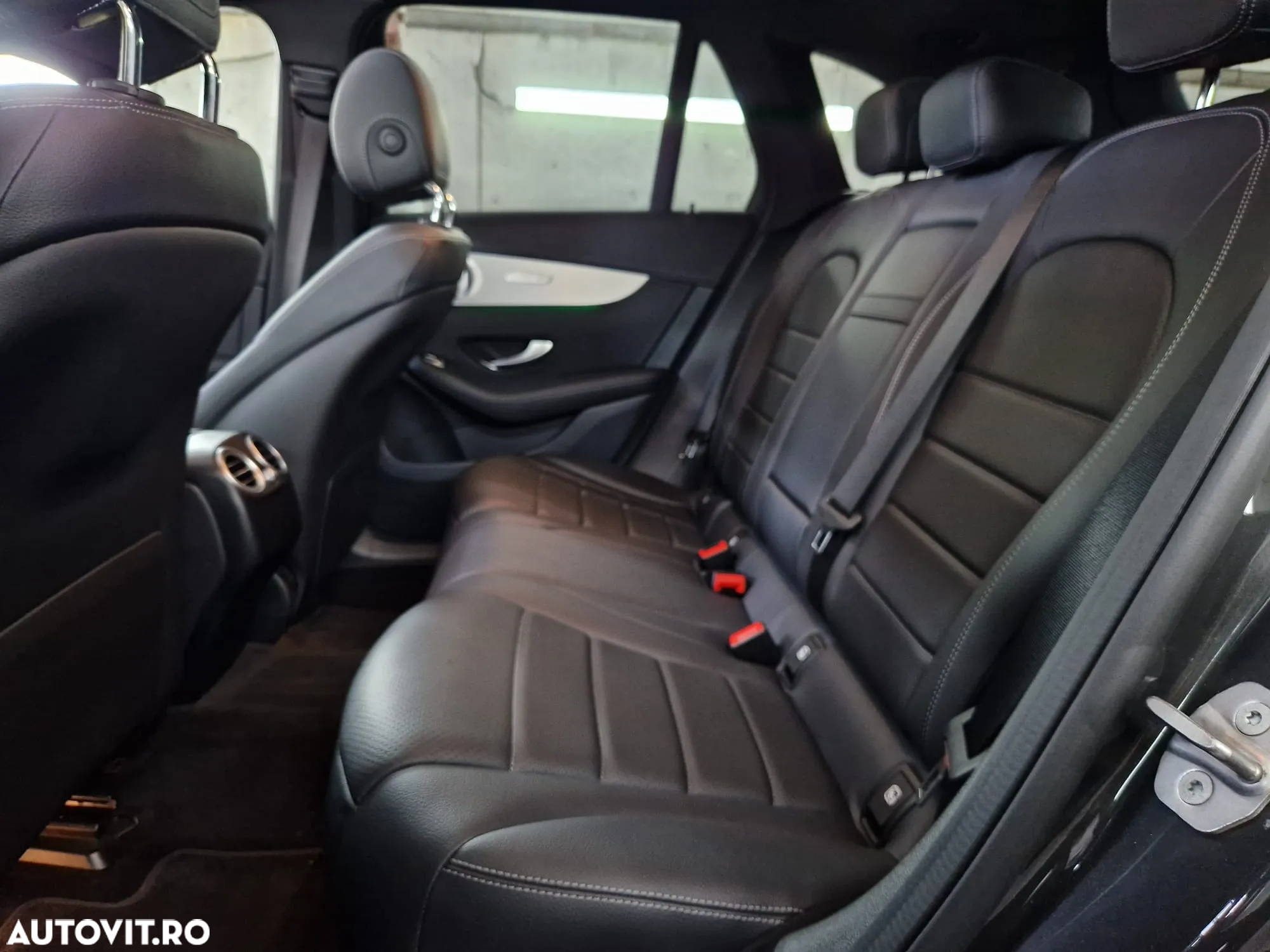 Mercedes-Benz GLC 220 d 4MATIC - 30