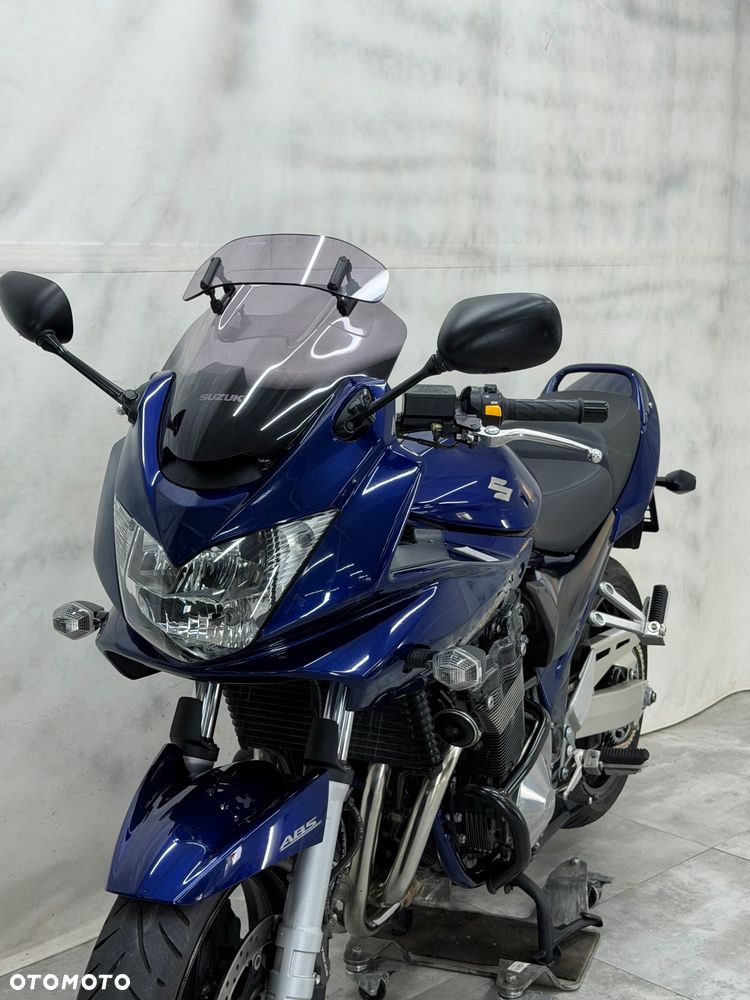 Suzuki Bandit - 24