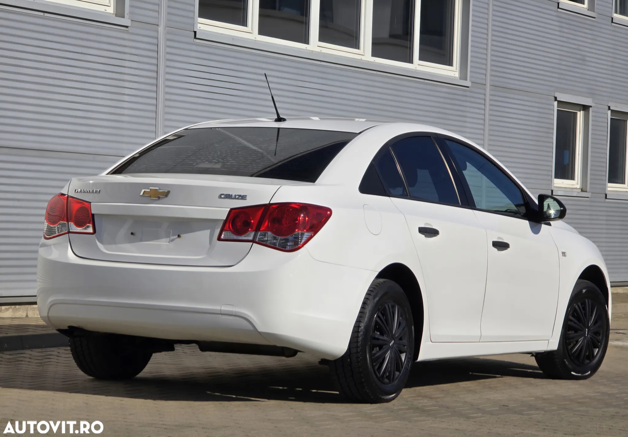 Chevrolet Cruze 1.8 LT - 3