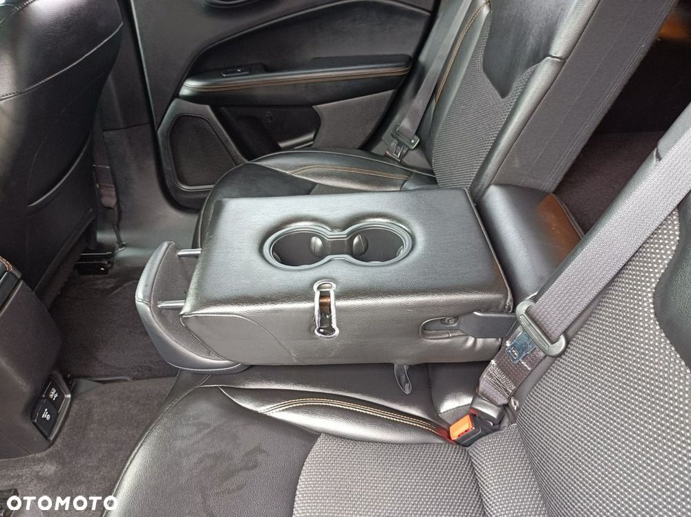 Jeep Compass - 14