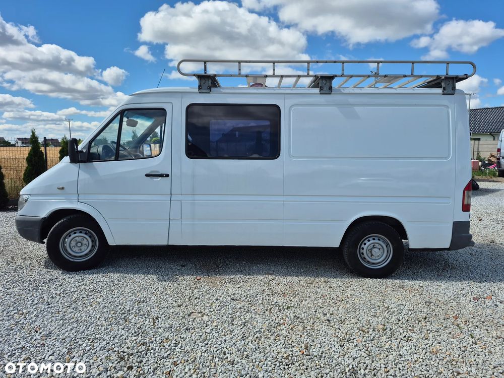 Mercedes-Benz Sprinter - 10